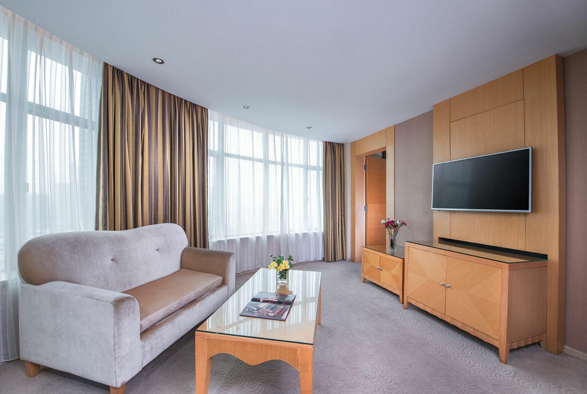 Vinenna International Hotel Shenzhen Shajing Extérieur photo