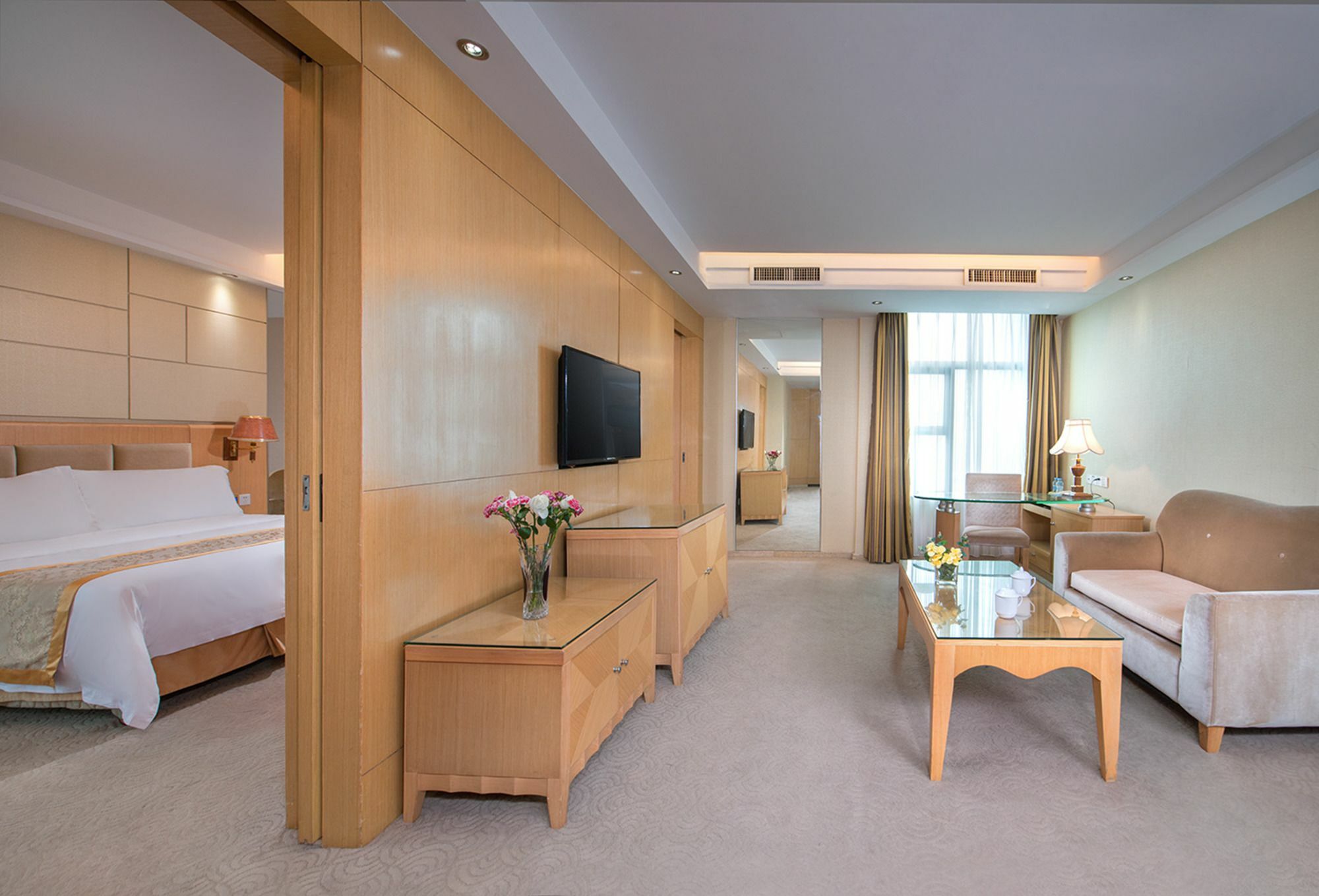 Vinenna International Hotel Shenzhen Shajing Extérieur photo