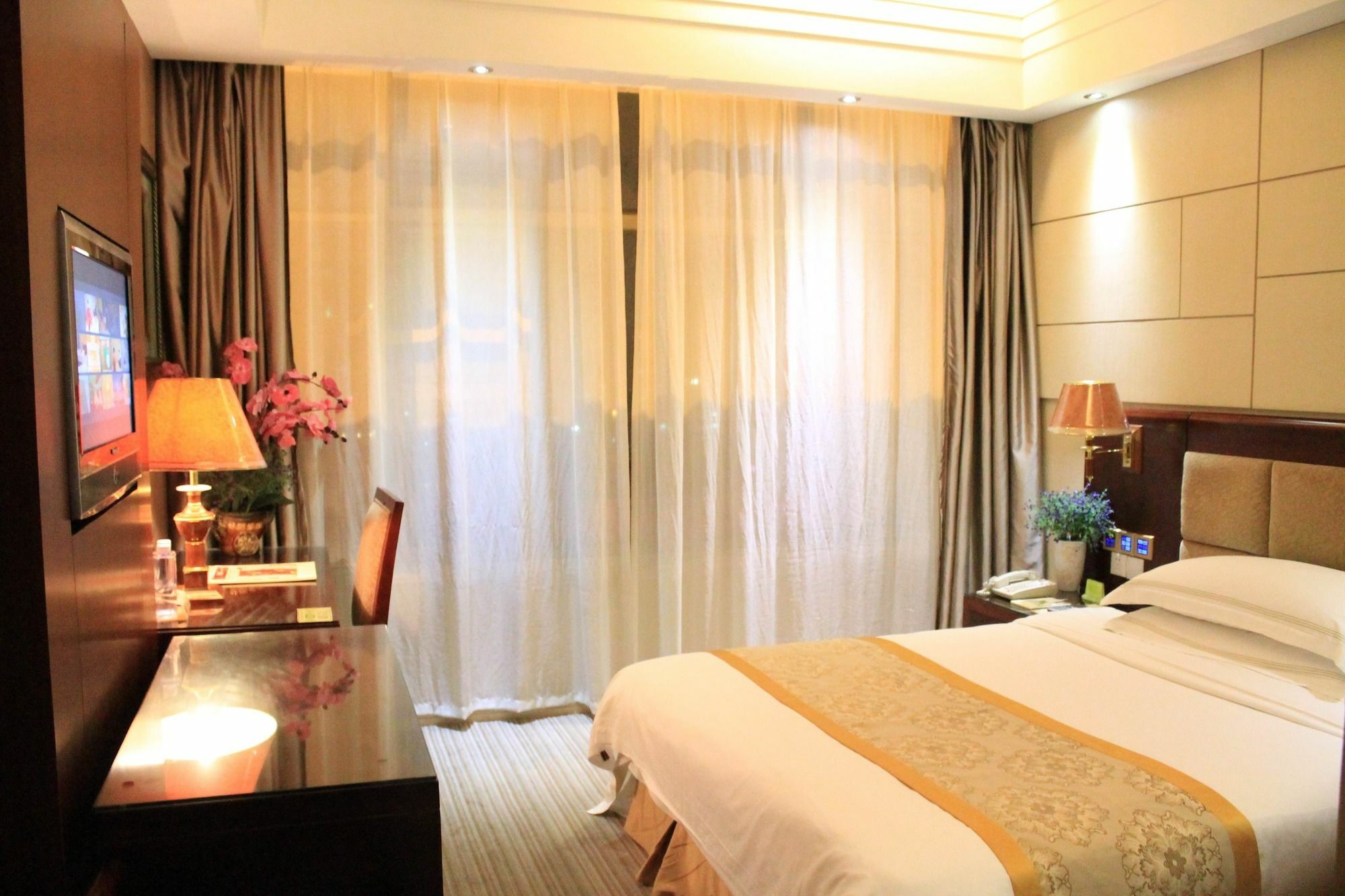 Vinenna International Hotel Shenzhen Shajing Extérieur photo